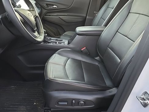 Used 2024 Chevrolet Equinox Premier image 13