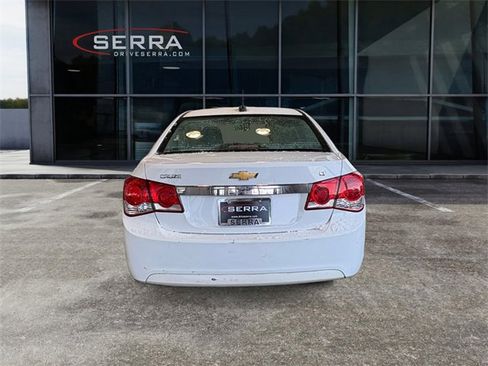 Used 2016 Chevrolet Cruze LT image 3