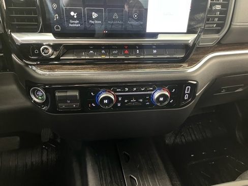 Used 2024 GMC Sierra 1500 Elevation w/ LPO, Elevation Black Package image 31