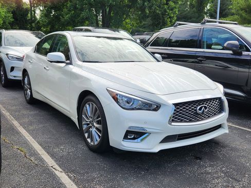 Certified 2023 INFINITI Q50 Luxe w/ Cargo Package AWD/4WD image 2