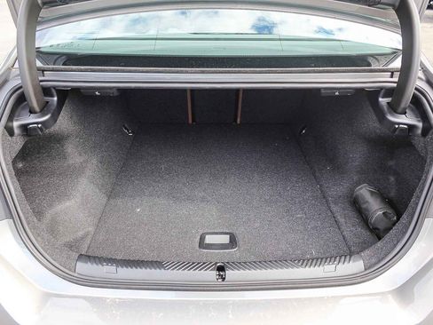 Used 2025 BMW i5 xDrive40 image 26