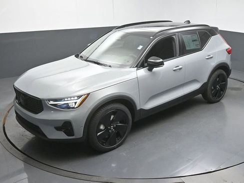 New 2026 Volvo XC40 B5 Ultra w/ Protection Package Premier AWD/4WD image 44
