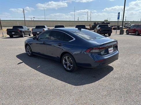 Used 2023 Honda Accord EX image 5