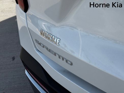 New 2026 Kia Sorento EX image 9