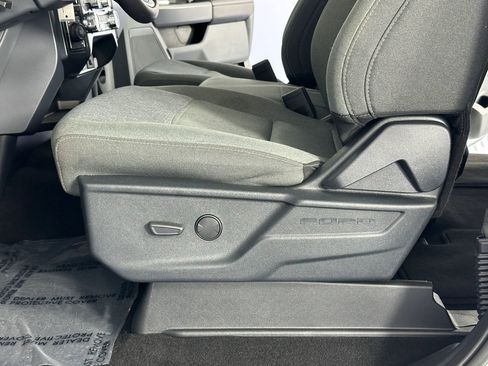 Used 2025 Ford F150 XLT w/ Equipment Group 301A Standard image 24