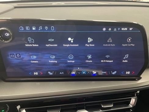 New 2026 Chevrolet Traverse LT w/ Midnight/Sport Edition image 3