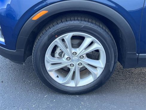 Certified 2022 Buick Encore GX Preferred w/ Cold Weather Comfort Package image 9