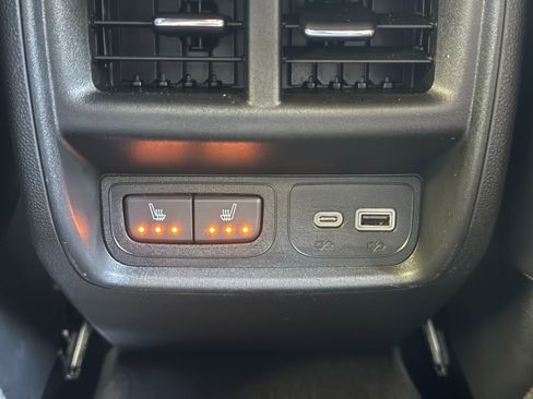 Used 2020 Cadillac XT4 Premium Luxury w/ Cold Weather Package image 34