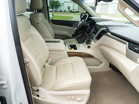 Used 2019 GMC Yukon Denali w/ Denali Ultimate Package AWD/4WD image 44