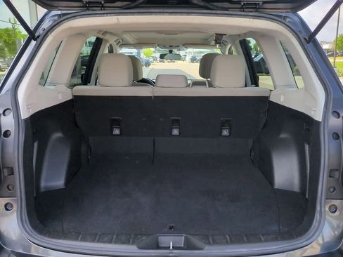 Used 2018 Subaru Forester 2.5i Premium AWD/4WD image 33