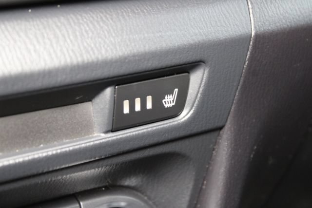 Used 2017 MAZDA MAZDA3 Touring FWD image 18