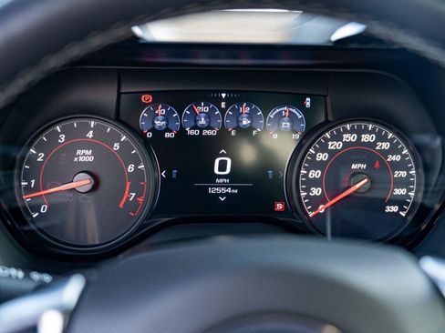 Used 2023 Chevrolet Camaro SS RWD image 18