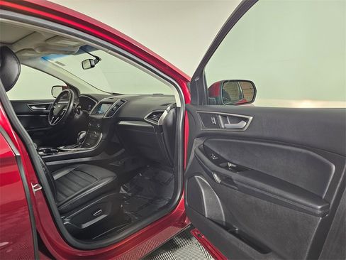 Used 2016 Ford Edge SEL w/ Equipment Group 201A image 12