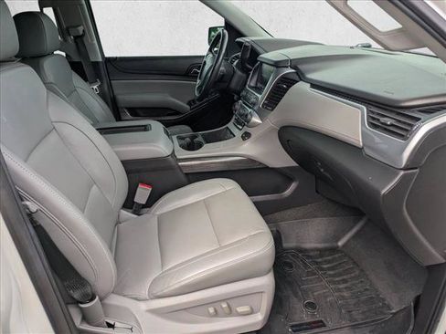Used 2018 Chevrolet Tahoe LT w/ LT Signature Package RWD image 17