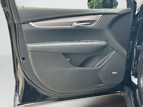 New 2026 Cadillac XT5 Luxury AWD/4WD image 8