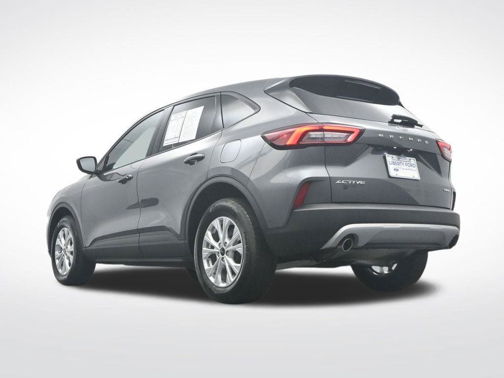 Used 2025 Ford Escape Active AWD/4WD image 44
