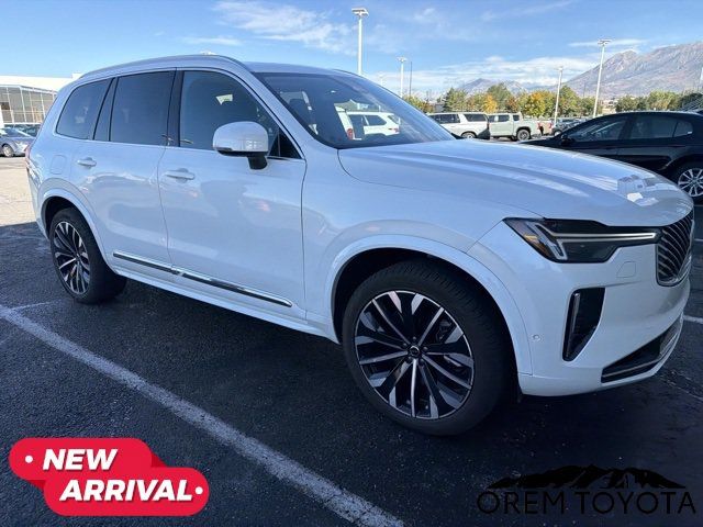 Used 2025 Volvo XC90 T8 Ultra w/ Protection Package Premier AWD/4WD image 11