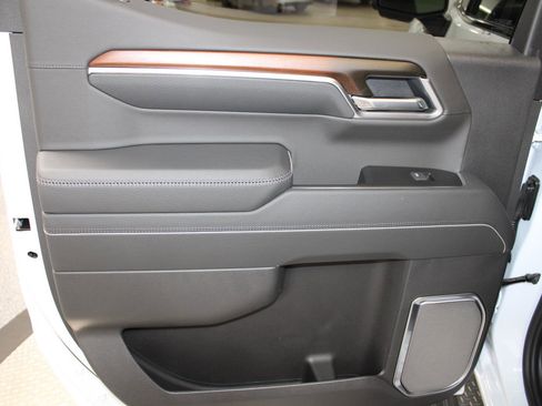 New 2026 GMC Sierra 1500 Denali AWD/4WD image 24