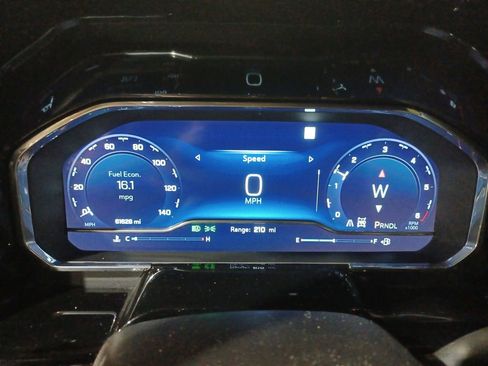 Used 2023 Chevrolet Silverado 1500 LT w/ Protection Package image 10