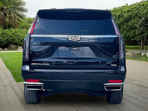 Used 2023 Cadillac Escalade Premium Luxury w/ Performance Package AWD/4WD image 3