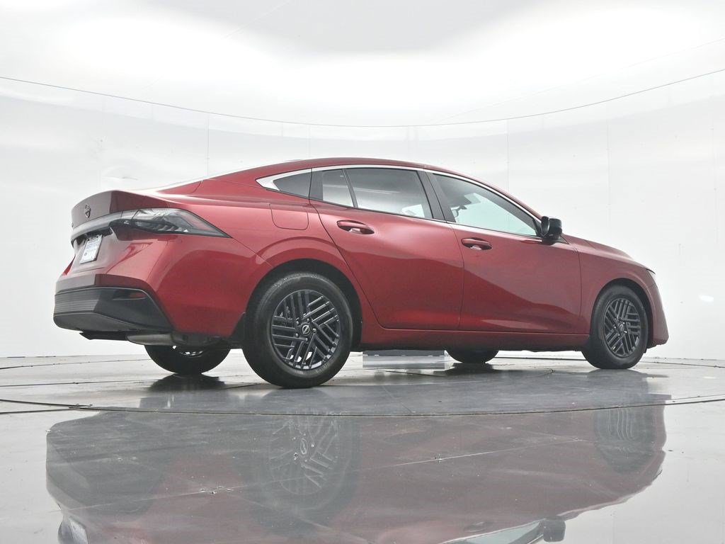 Used 2026 Nissan Sentra SV w/ Floor Mat Package FWD image 36