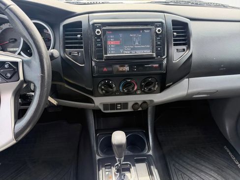 Used 2014 Toyota Tacoma 2WD Access Cab w/ Convenience Package image 13