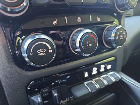 New 2026 RAM 1500 Big Horn AWD/4WD image 21