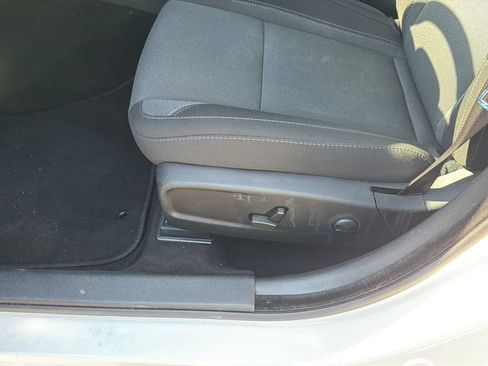 Used 2022 Dodge Charger SXT RWD image 15