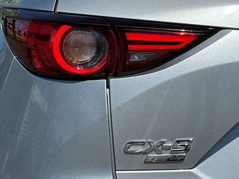 Used 2019 MAZDA CX-5 Signature image 26
