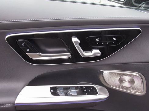 New 2026 Mercedes-Benz GLC 300 4MATIC image 12