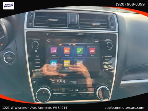 Used 2018 Subaru Outback 2.5i Limited image 18