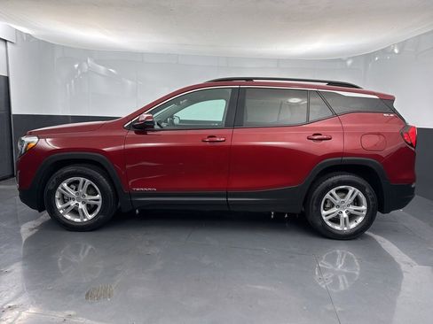 Used 2019 GMC Terrain SLE w/ Driver Convenience Package image 4