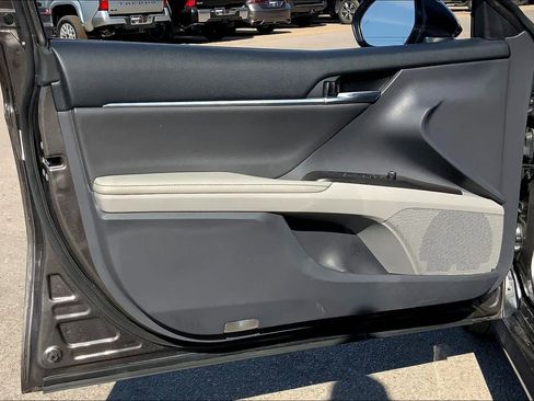 Used 2024 Toyota Camry XLE image 21