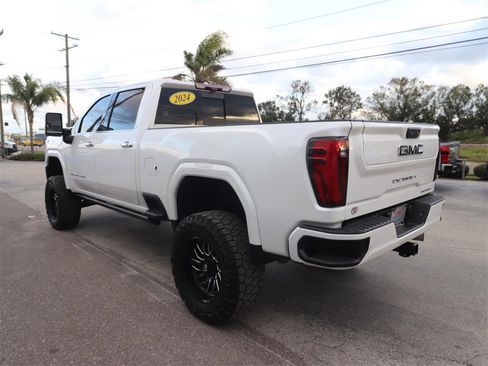 Used 2024 GMC Sierra 3500 Denali Ultimate image 9