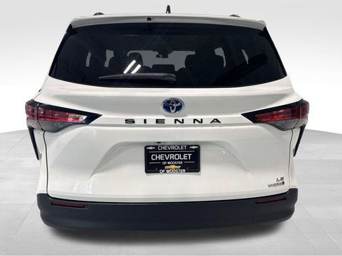 Used 2022 Toyota Sienna LE FWD image 45