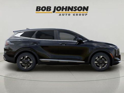 New 2026 Kia Sportage LX AWD/4WD image 2