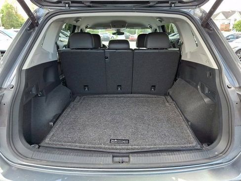 Certified 2024 Volkswagen Tiguan SE AWD/4WD image 33