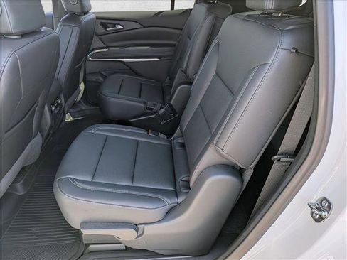 New 2026 Chevrolet Traverse LT FWD image 15