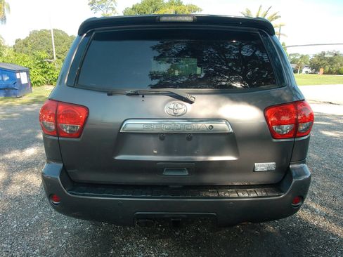 Used 2014 Toyota Sequoia Limited RWD image 7