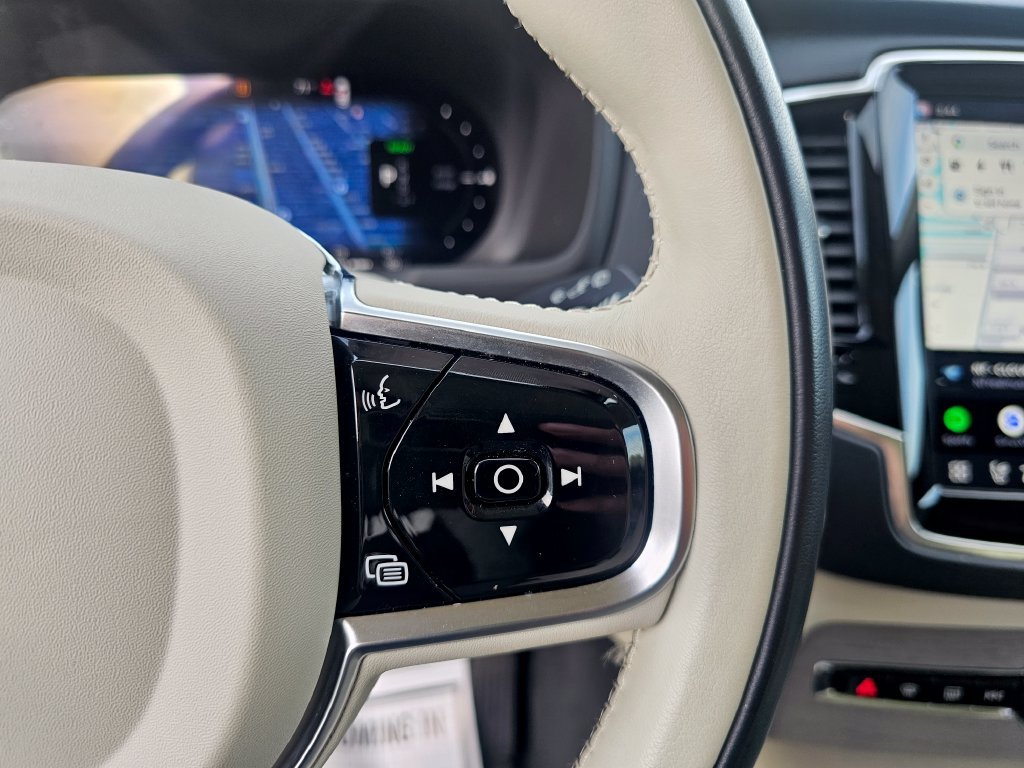 Certified 2025 Volvo XC90 T8 Plus w/ Protection Package Premier AWD/4WD image 42