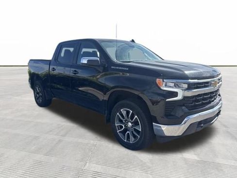 Used 2022 Chevrolet Silverado 1500 LT AWD/4WD image 8