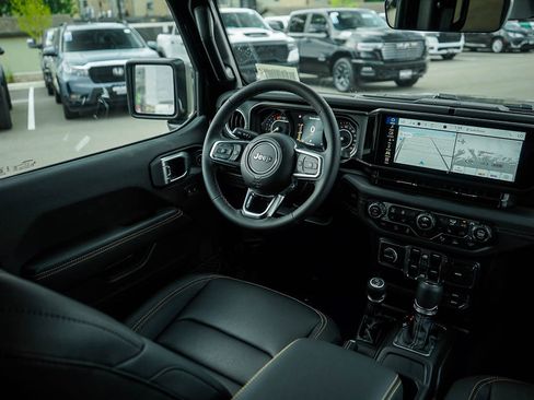 New 2026 Jeep Wrangler Unlimited Sahara AWD/4WD image 14