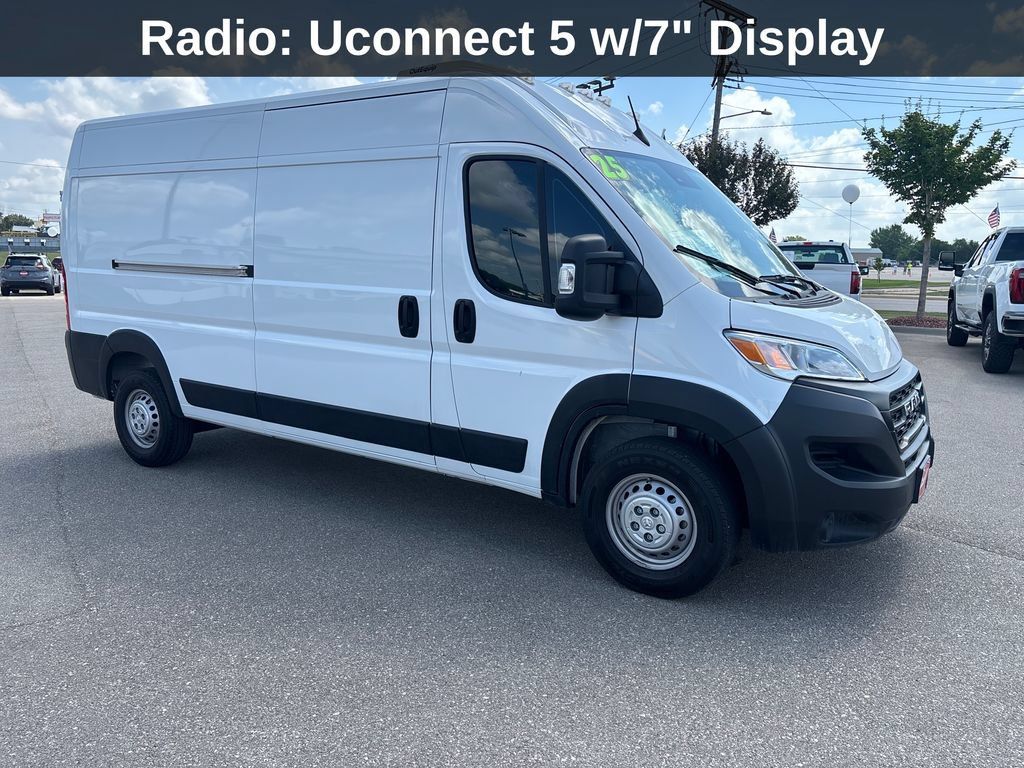 Used 2025 RAM ProMaster 2500 FWD image 9