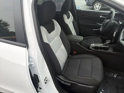 Certified 2026 Chevrolet Trax LS FWD image 18