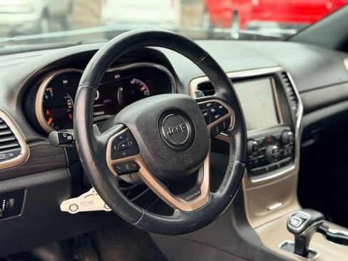 Used 2014 Jeep Grand Cherokee Laredo w/ 18" Wheel & 8.4" Radio Group image 7