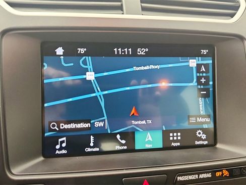 Used 2017 Ford Explorer XLT w/ Equipment Group 202A image 22