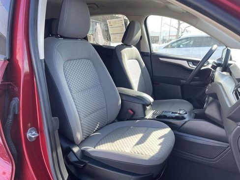 Used 2020 Ford Escape SE image 22