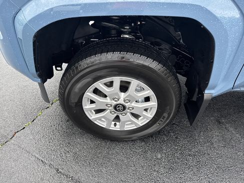 New 2026 Toyota Tacoma SR5 image 9