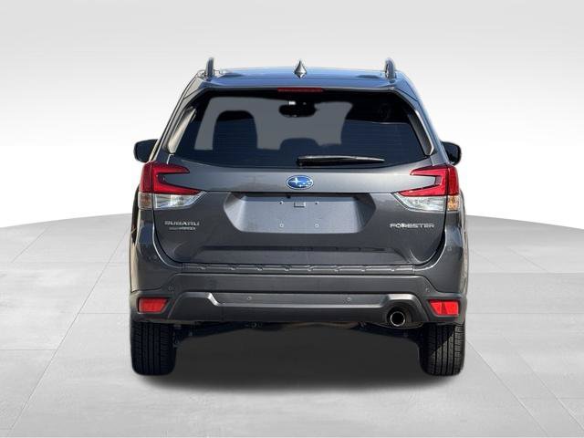 Used 2023 Subaru Forester Limited AWD/4WD image 6