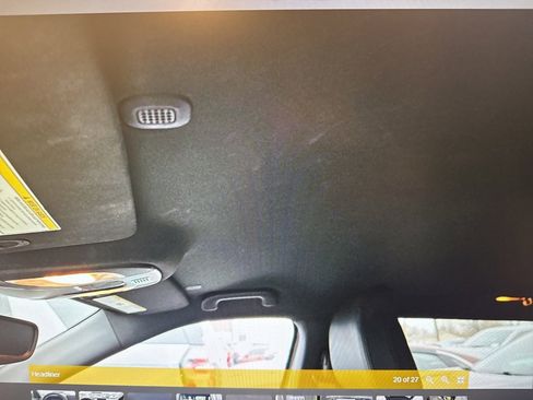 Used 2023 Jeep Compass Limited image 21